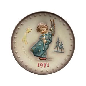 Vintage “Heavenly Angel” Hummel 1971 Annual Plate - 100th Anniversary